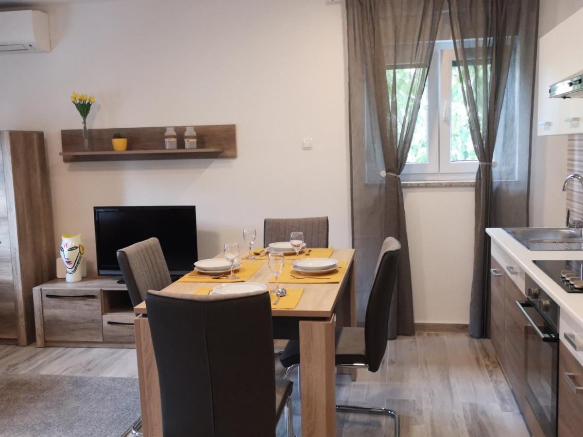 Apartament Eugenia *